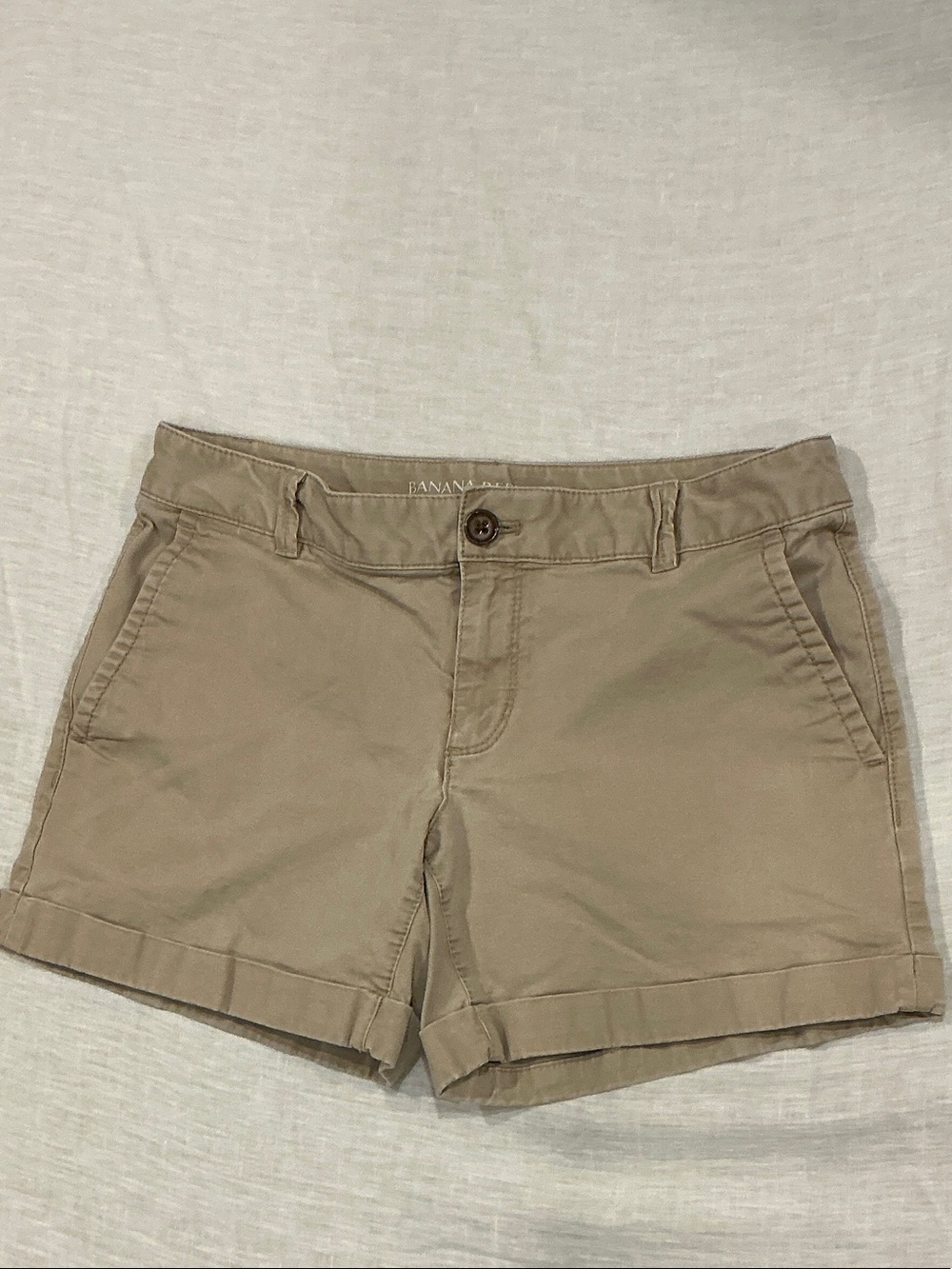 Banana Republic Beige Cuffed Chino Bermuda Shorts